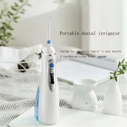 جهاز تنظيف الأسنان بالماء